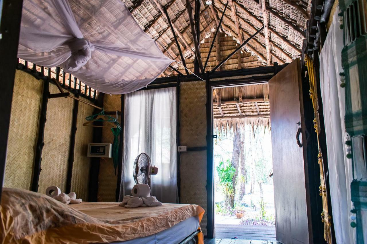 Horizon Eco Resort Ko Phra Thong Extérieur photo
